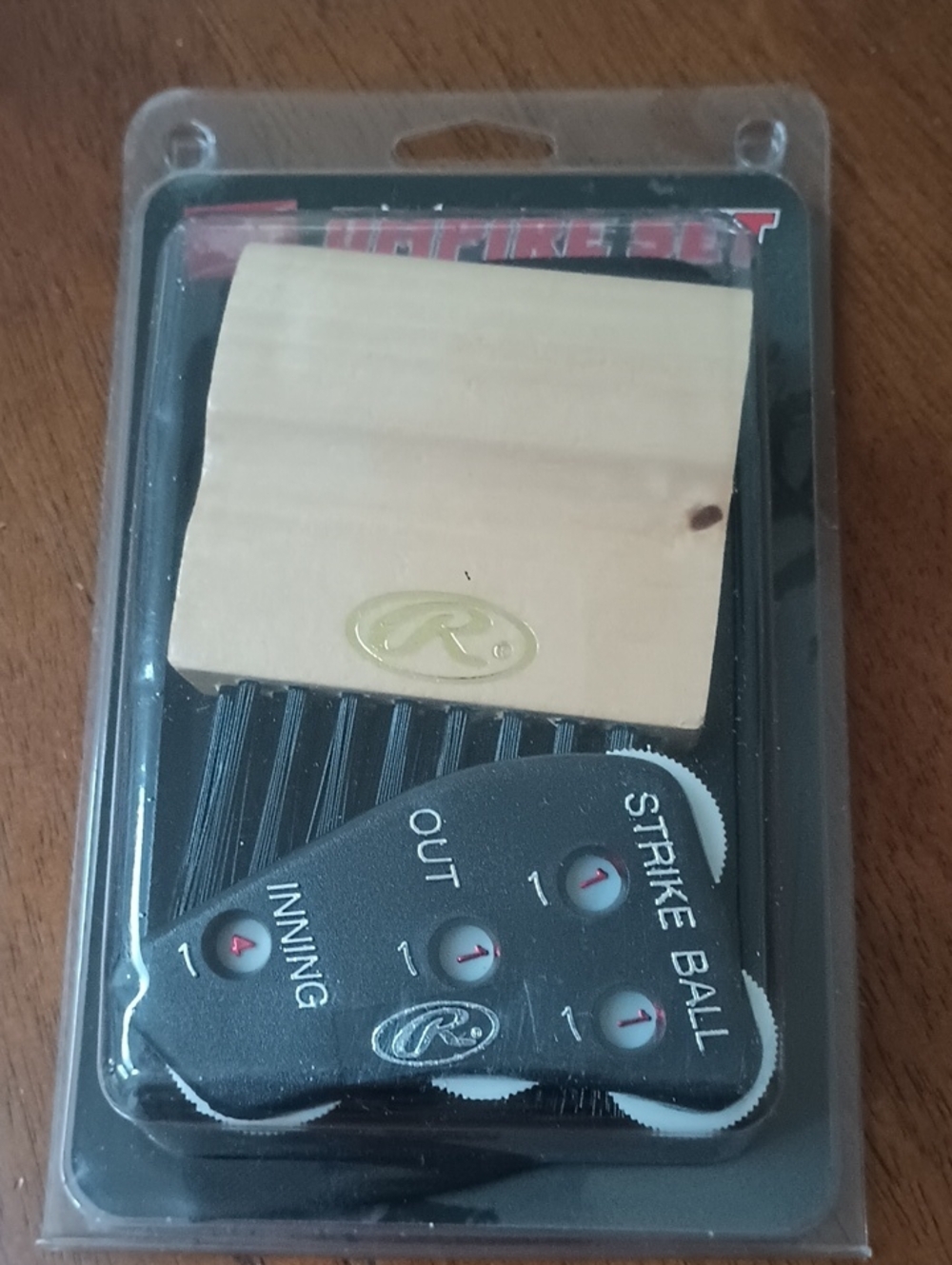 Rawlings Umpire Accessories Set, Ball Bag, 4 Dial Indicator, Wooden Handle Brush